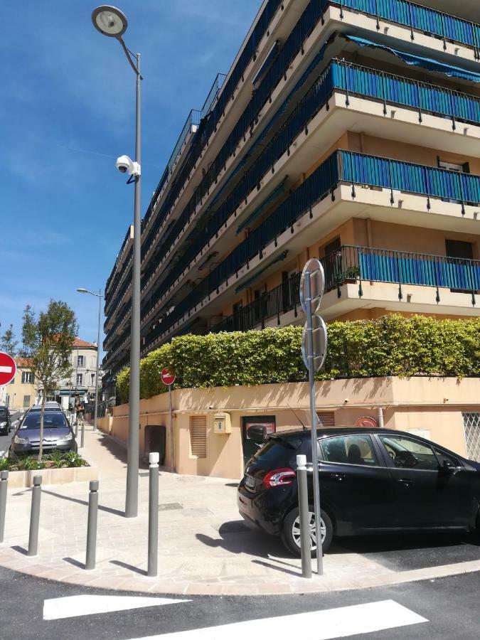 Ferienwohnung Le Stud Golfe-Juan Exterior foto