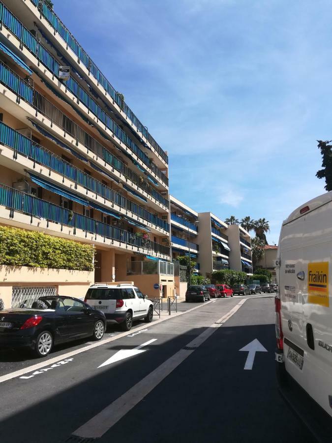Ferienwohnung Le Stud Golfe-Juan Exterior foto