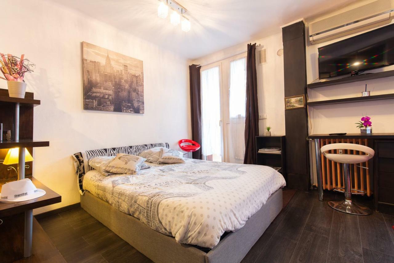 Ferienwohnung Le Stud Golfe-Juan Exterior foto
